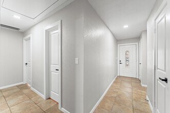 8231 Garden Parks Dr in Houston, TX - Building Photo - Building Photo