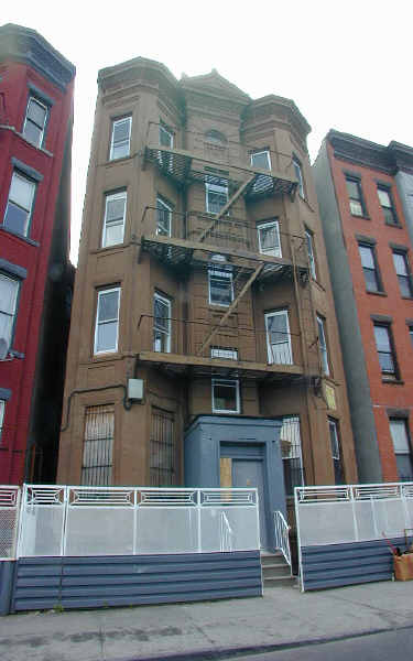 38 Cooper St in Brooklyn, NY - Building Photo