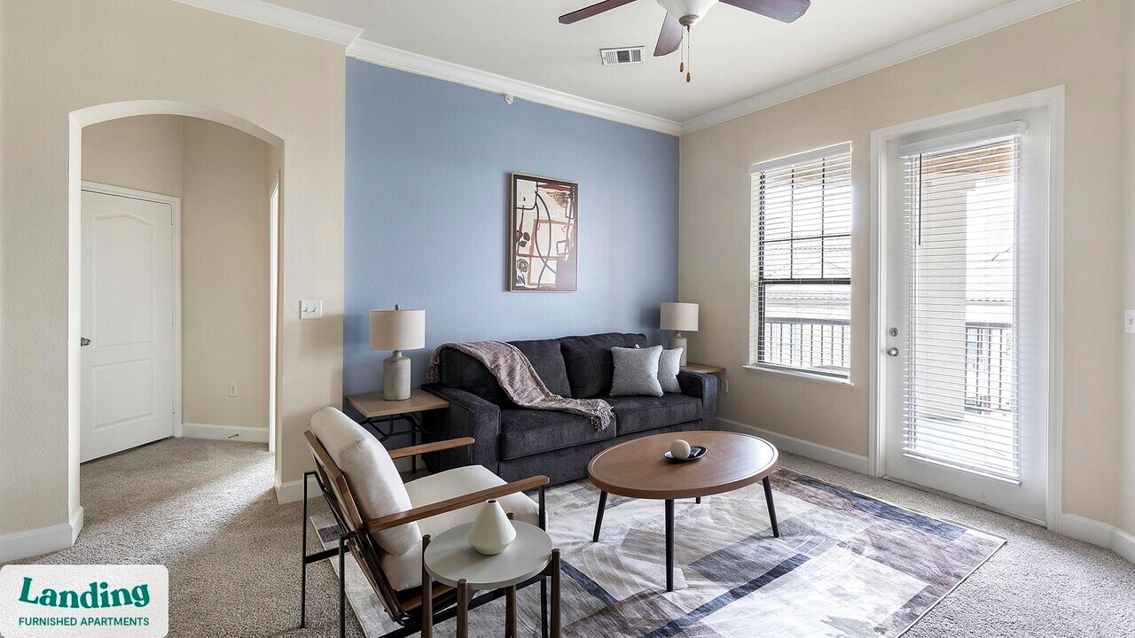 6101 N Riverside Dr in Fort Worth, TX - Building Photo