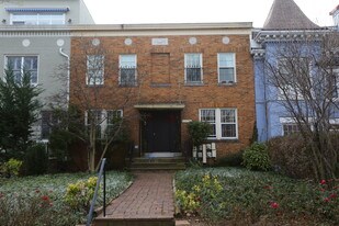 1321 S Carolina Ave SE in Washington, DC - Building Photo