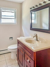 5043 W Cornelia Ave, Unit 2 in Chicago, IL - Building Photo - Building Photo