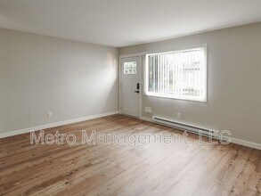 8309 N Fowler Ave in Portland, OR - Building Photo - Building Photo