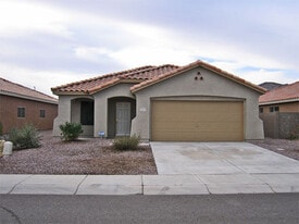 2915 W Allens Peak Dr in San Tan Valley, AZ - Building Photo