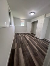 8946 SE Vandalia Dr in Runnells, IA - Building Photo - Building Photo