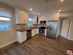 3915 Brighton Ave in Los Angeles, CA - Building Photo - Building Photo