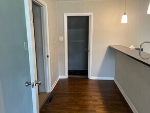 1503 Ellington Sq in Portsmouth, VA - Foto de edificio - Building Photo