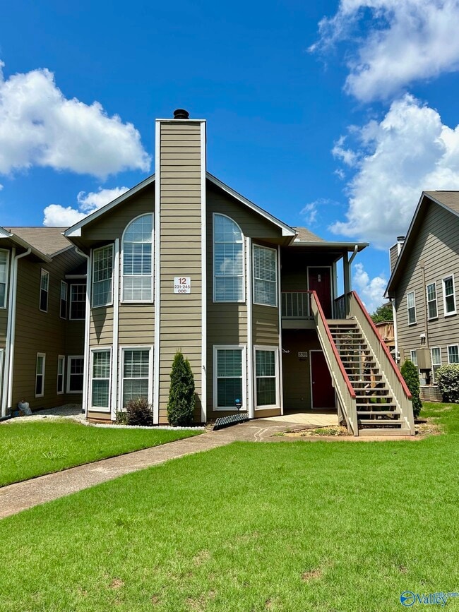 241 Waters Edge Ln in Madison, AL - Building Photo - Building Photo