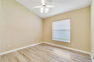 11053 Fairhaven Way in Orlando, FL - Building Photo - Building Photo