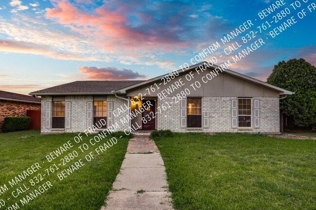 property at 3121 Fieldview Dr