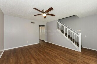 5927 Shadydell Dr in Fort Worth, TX - Building Photo - Building Photo