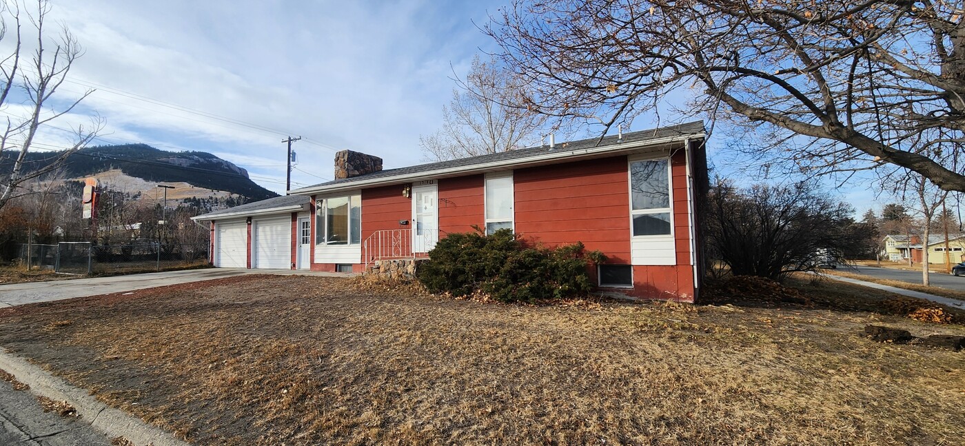 1318 Garfield St in Helena, MT - Building Photo