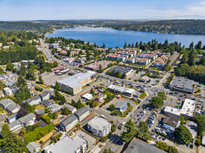 14505 32nd Ave NE in Seattle, WA - Building Photo - Building Photo