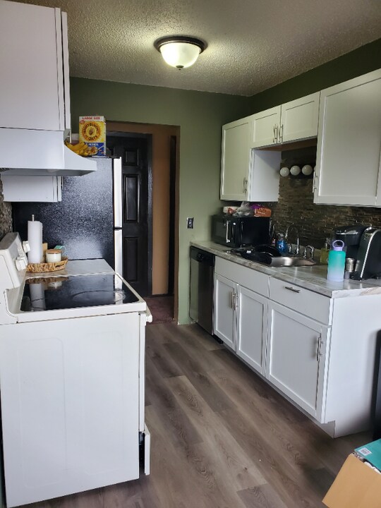 2750 Euclid Ave in Anoka, MN - Building Photo