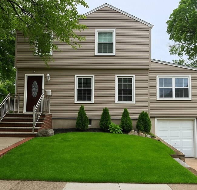 31 Flower Rd