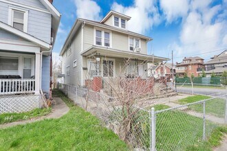 27-29-29 S Terrace Ave in Columbus, OH - Building Photo - Building Photo