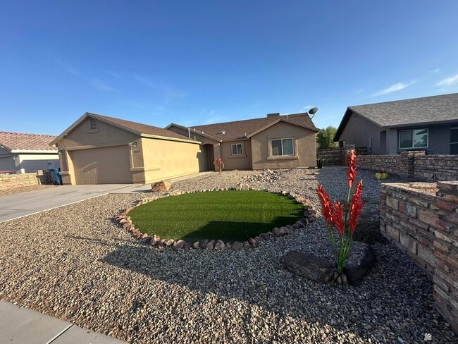 10131 E 34th Ln in Yuma, AZ - Building Photo - Building Photo