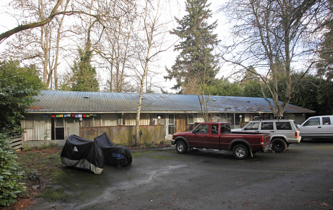 2827-2837 SW Troy St in Portland, OR - Building Photo