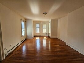 270 E Prospect Ave, Unit 2W in Mount Vernon, NY - Building Photo
