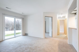 Parc Pointe Apartments in Ann Arbor, MI - Building Photo - Interior Photo