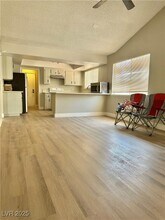 3833 El Camino Rd in Las Vegas, NV - Building Photo - Building Photo