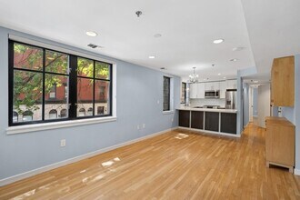 1320 Bloomfield St in Hoboken, NJ - Building Photo - Building Photo