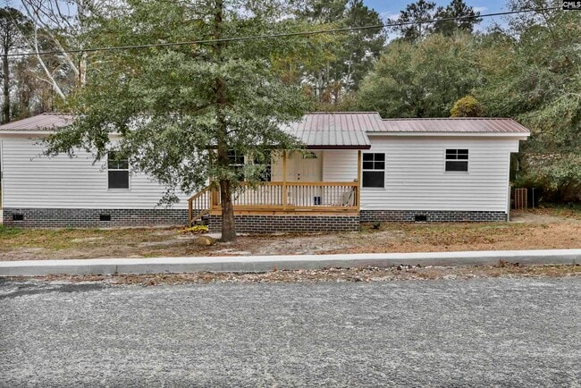 property at 152 Robin Rd