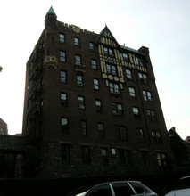 Riverview Gardens in Yonkers, NY - Building Photo - Building Photo