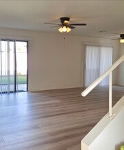 33555 Date Palm Dr in Cathedral City, CA - Building Photo - Building Photo