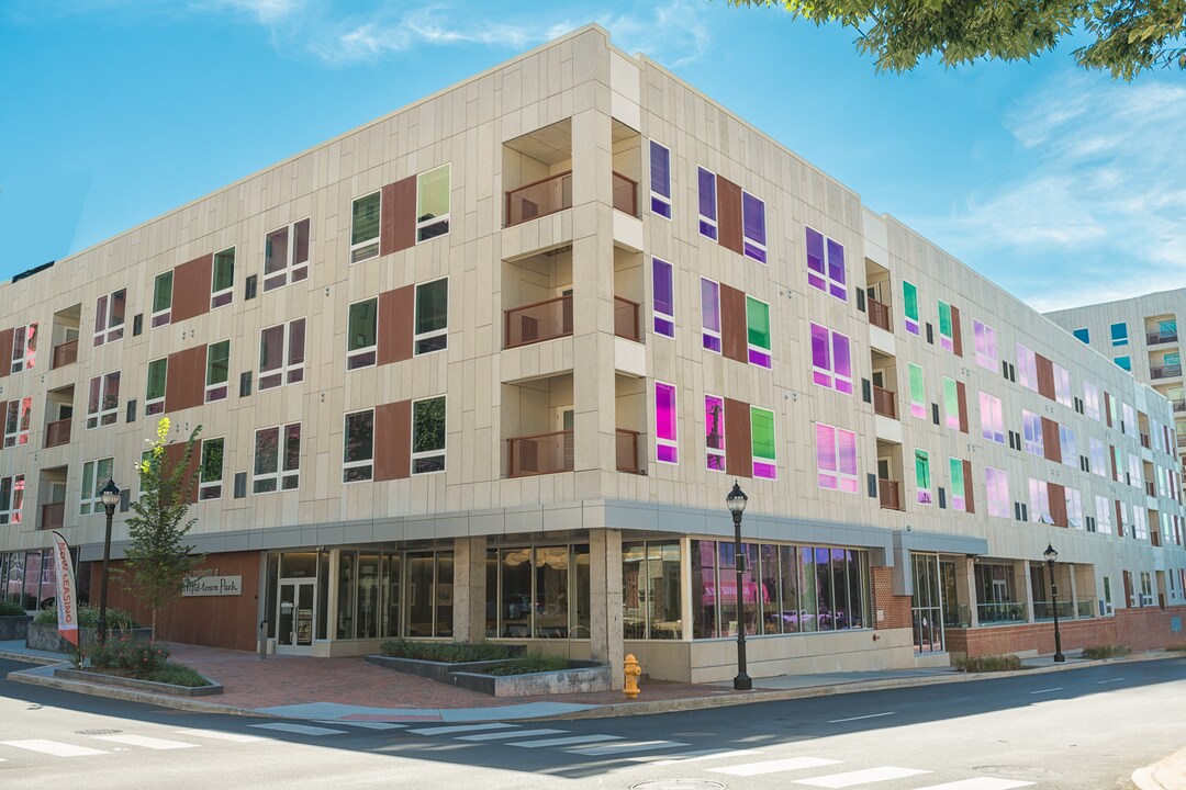 The Residences at Mid-town Park in Wilmington, DE - Building Photo