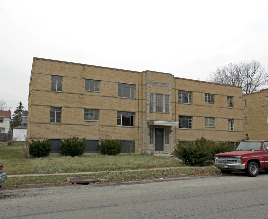 2367 Rustic Rd in Dayton, OH - Building Photo