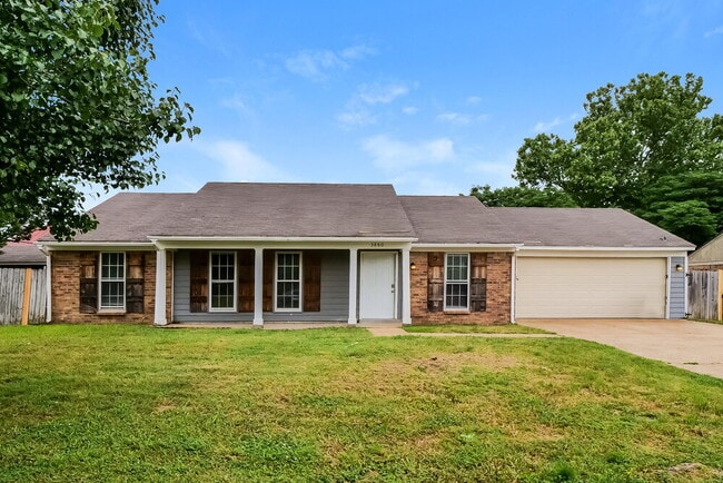 property at 3880 Warrington Dr