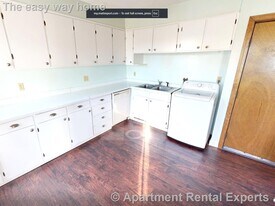 27 Princeton St, Unit #2 in Medford, MA - Building Photo