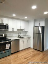 16 Westford St in Boston, MA - Building Photo