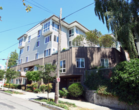 City View Apartments in Seattle, WA - Building Photo - Building Photo