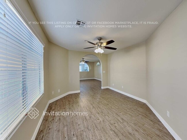 7836 Sedalia St in Las Vegas, NV - Foto de edificio - Building Photo