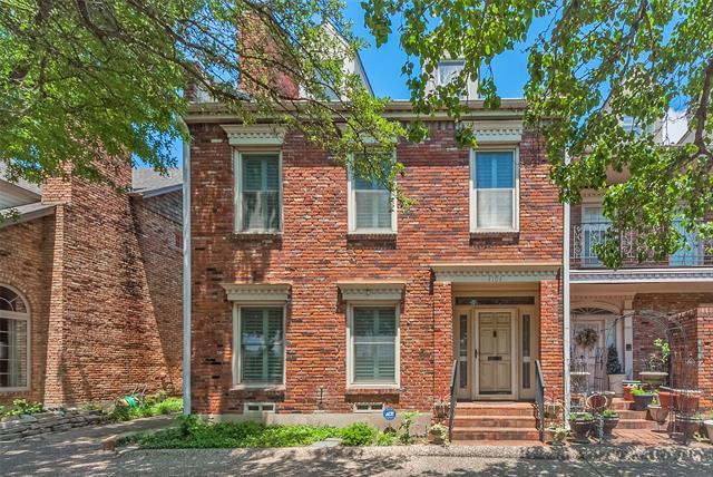 4104 Lovers Ln in Dallas, TX - Building Photo
