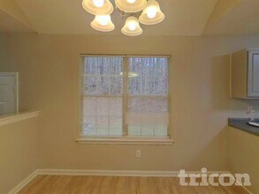 3250 Diamond Blf in Union City, GA - Building Photo - Building Photo