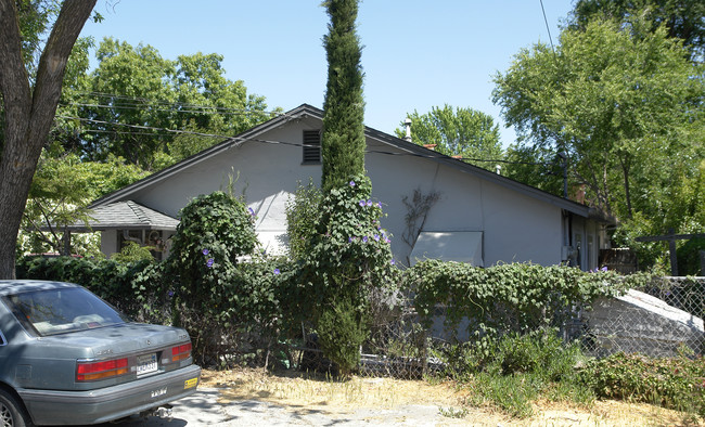 3495-3499 Euclid Ave in Concord, CA - Building Photo - Building Photo