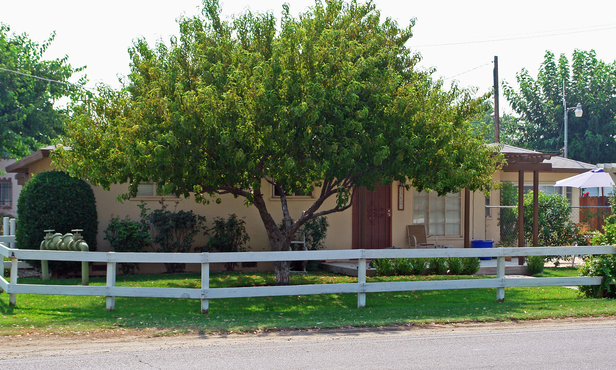 Fresno Mobile Home Park in Fresno, CA - Building Photo