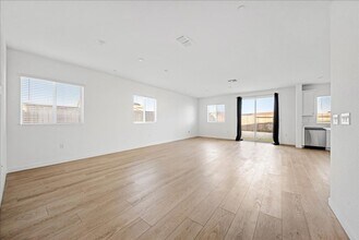 12639 Patagonian Wy in Rancho Cordova, CA - Building Photo - Building Photo