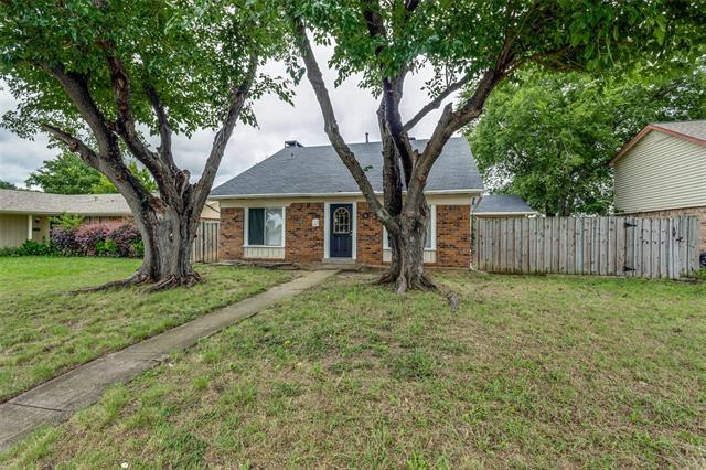 2018 Vail Dr in Garland, TX - Foto de edificio - Building Photo