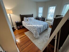 23 Willard Ave, Unit 2T in Medford, MA - Building Photo - Building Photo