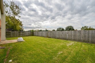 14027 Wheatbridge Dr in Houston, TX - Building Photo - Building Photo