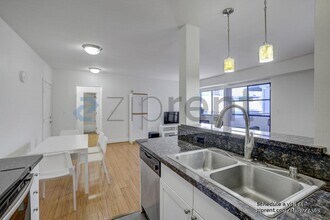 10982 Roebling Ave in Los Angeles, CA - Building Photo - Building Photo
