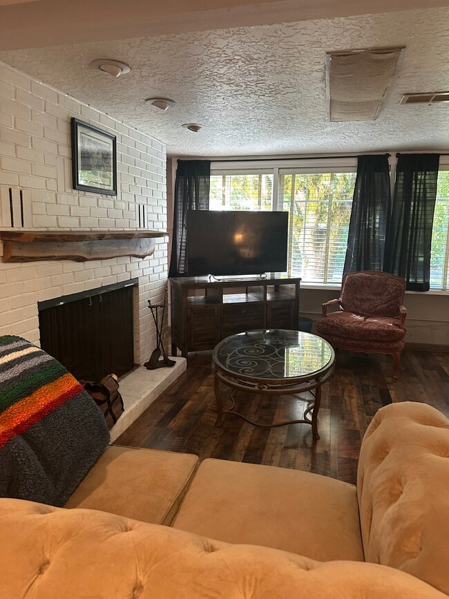 5034 SW Vesta St in Portland, OR - Building Photo - Building Photo