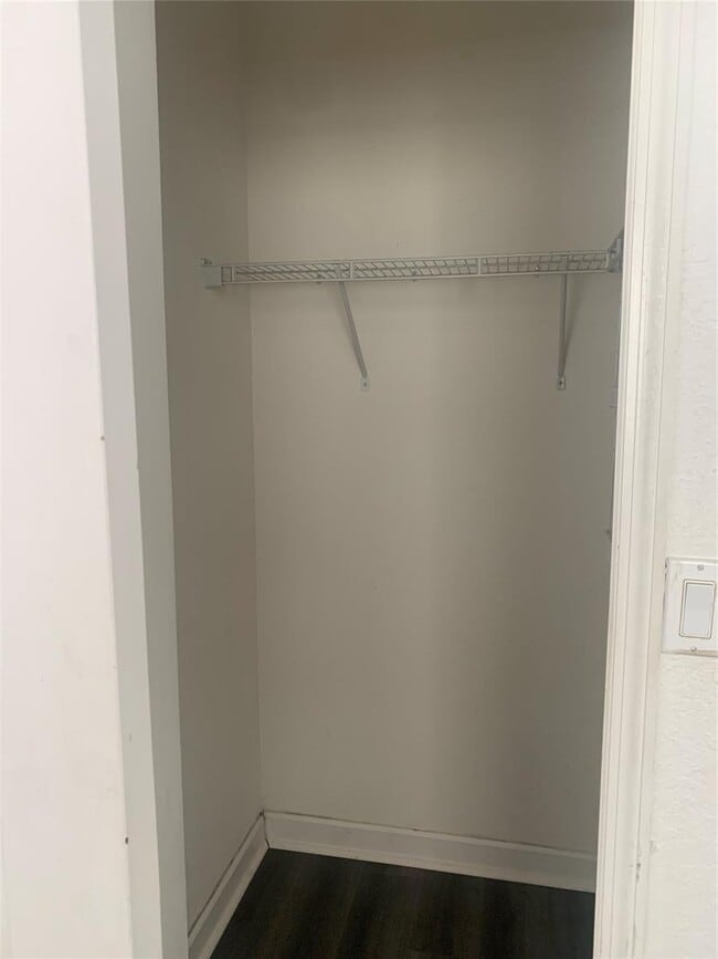 11159 NW 80th Ln in Miami, FL - Building Photo - Building Photo