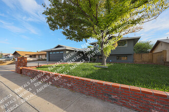 5205 W Caribbean Ln in Glendale, AZ - Building Photo - Building Photo