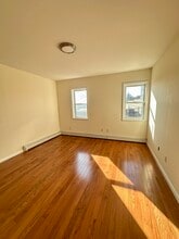 1820 Unionport Rd, Unit #3 in Bronx, NY - Building Photo - Building Photo