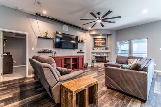 3910 Boomerang Dr in Corpus Christi, TX - Building Photo - Building Photo