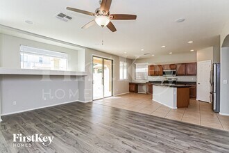 725 W Desert Basin Dr in San Tan Valley, AZ - Building Photo - Building Photo